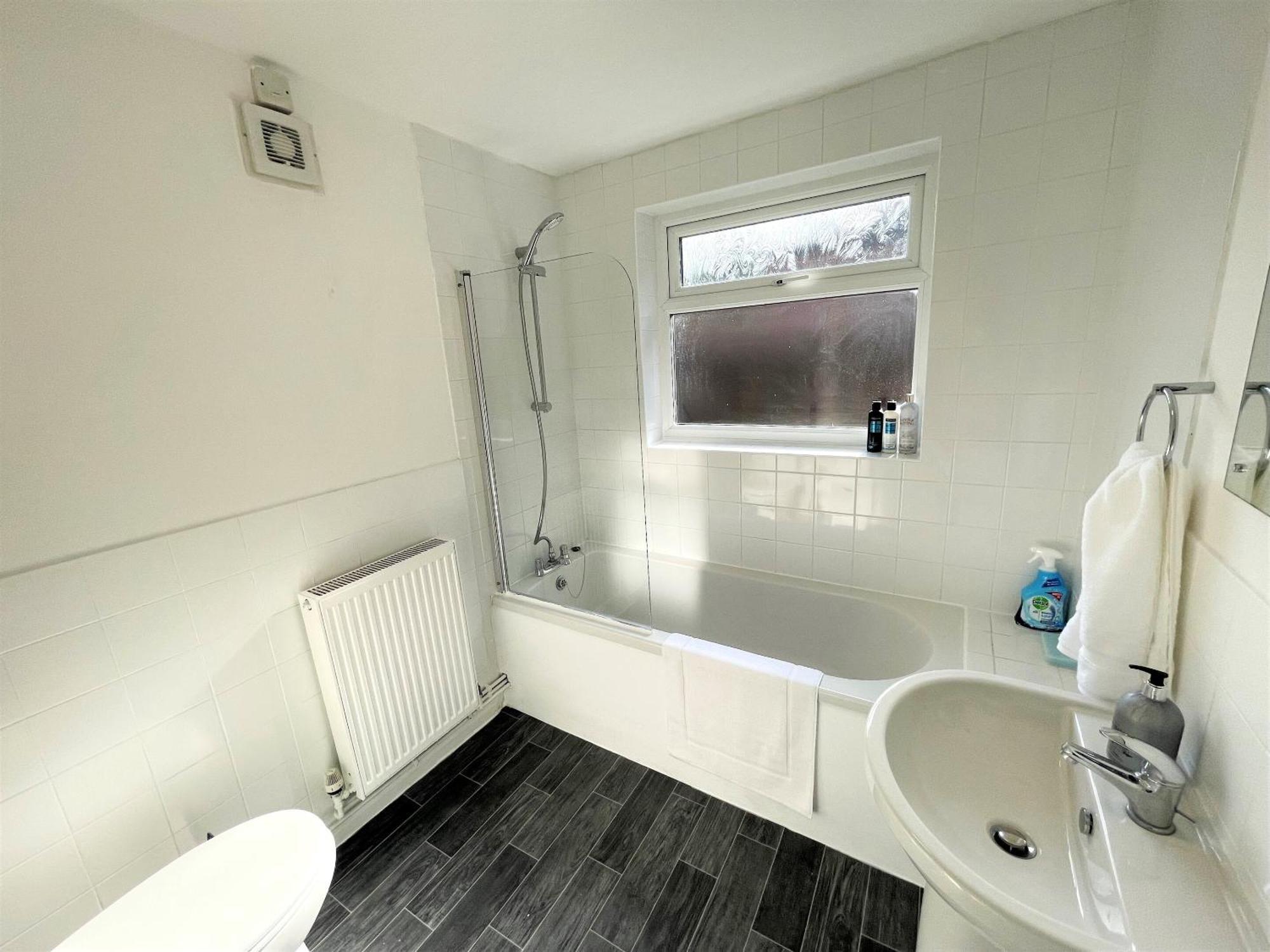Robinhuts - 3 Bed Accommodation -Perfect For Contractors, Families & Students Kingston upon Hull Exterior photo