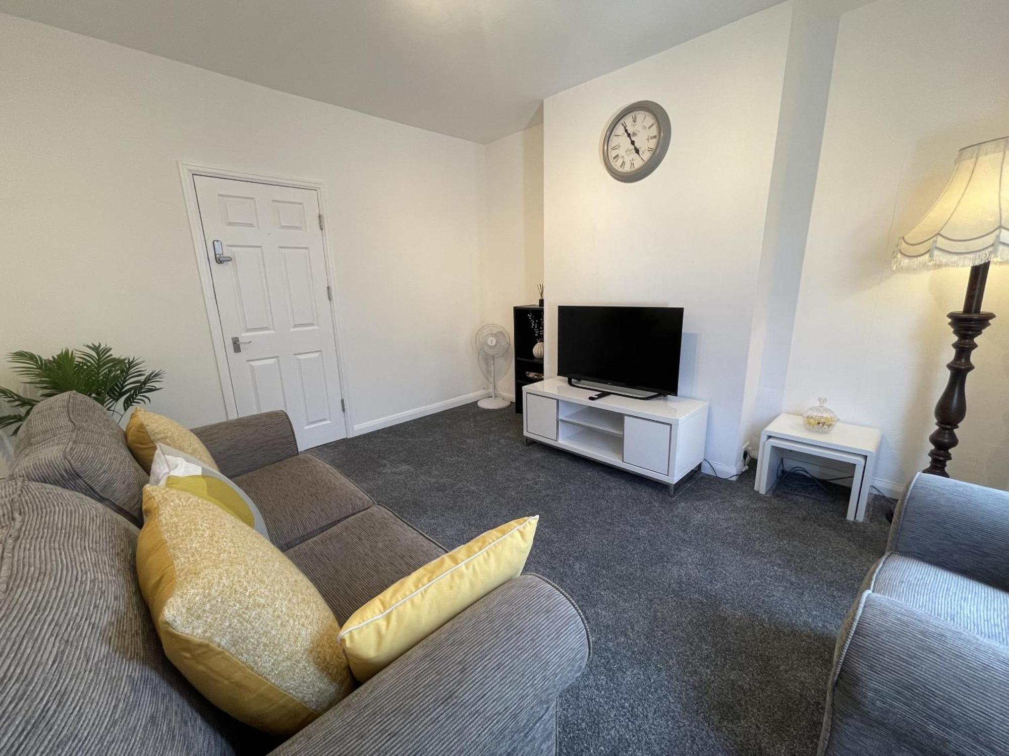 Robinhuts - 3 Bed Accommodation -Perfect For Contractors, Families & Students Kingston upon Hull Exterior photo