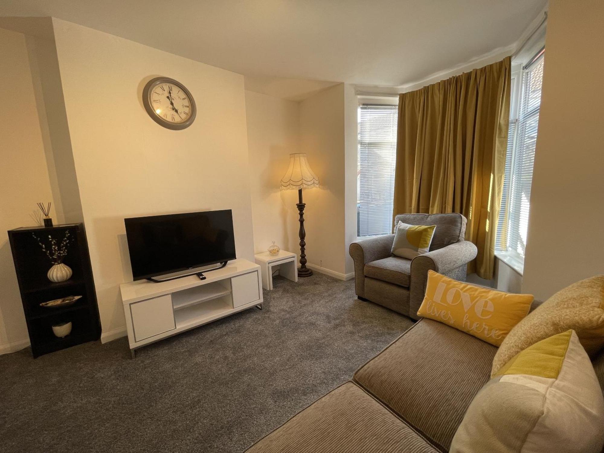 Robinhuts - 3 Bed Accommodation -Perfect For Contractors, Families & Students Kingston upon Hull Exterior photo